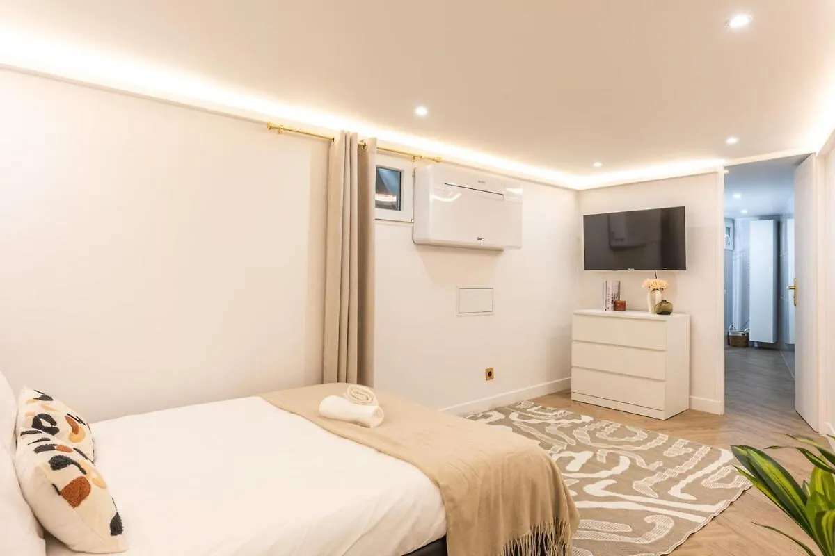 Appartement D'Exception Avec Jacuzzi Et Ac - 6P Paris 0*,  Fransa